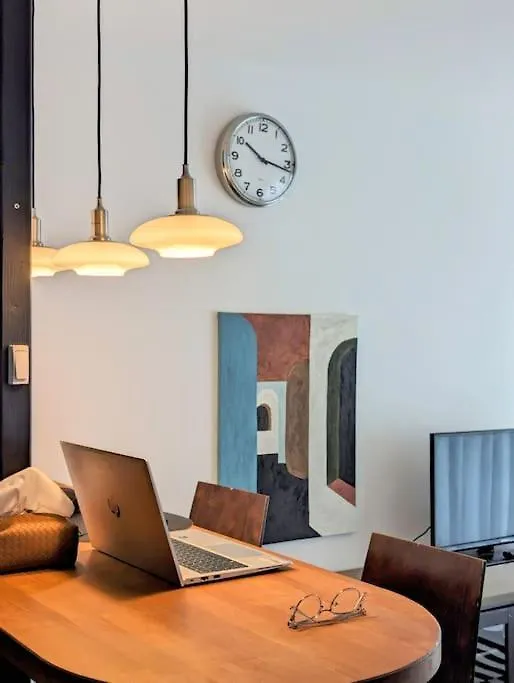 Neuf T2 40M2 Tout Equipe,Parking,Paris 20' Orly 15' Wifi Netflix Metro 14 Cachan 0*,
